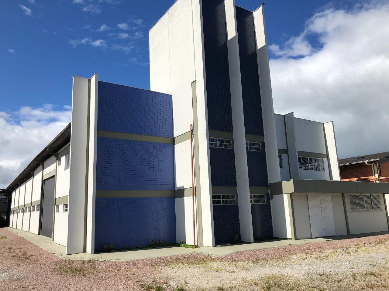 Galpão para aluguel no Distrito Industrial: 