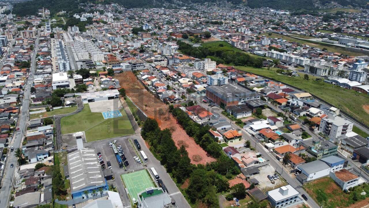 Lote à venda no Serraria: 