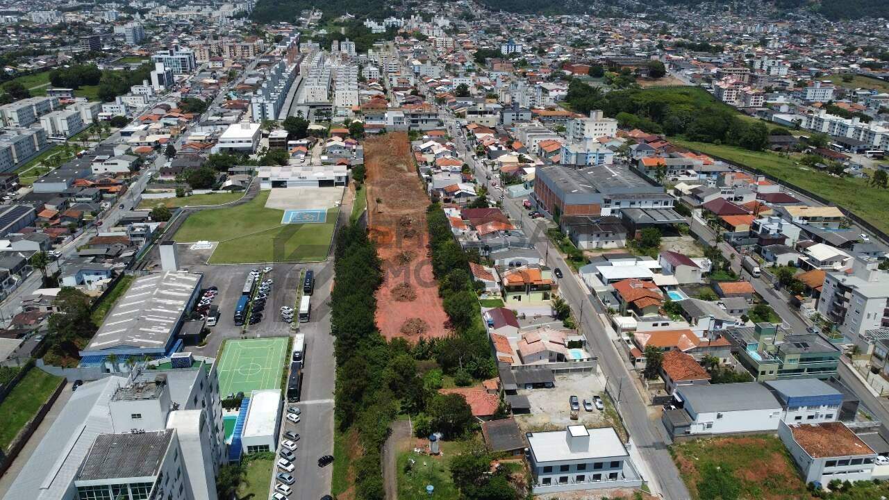 Lote à venda no Serraria: 