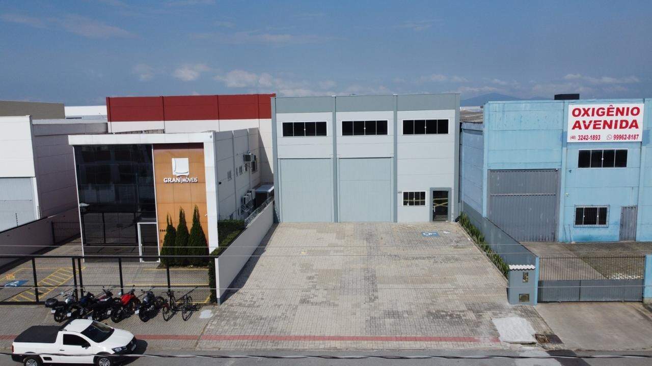 Galpão para aluguel no Pachecos: 