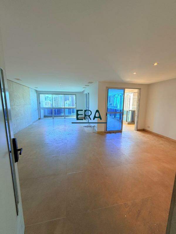 Apartamento, 4 quartos, 231 m² - Foto 4