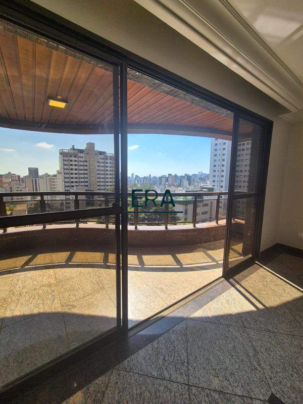 Apartamento, 4 quartos, 198 m² - Foto 2