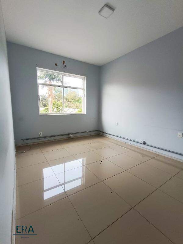 Casa para alugar com 1 quarto, 341m² - Foto 6