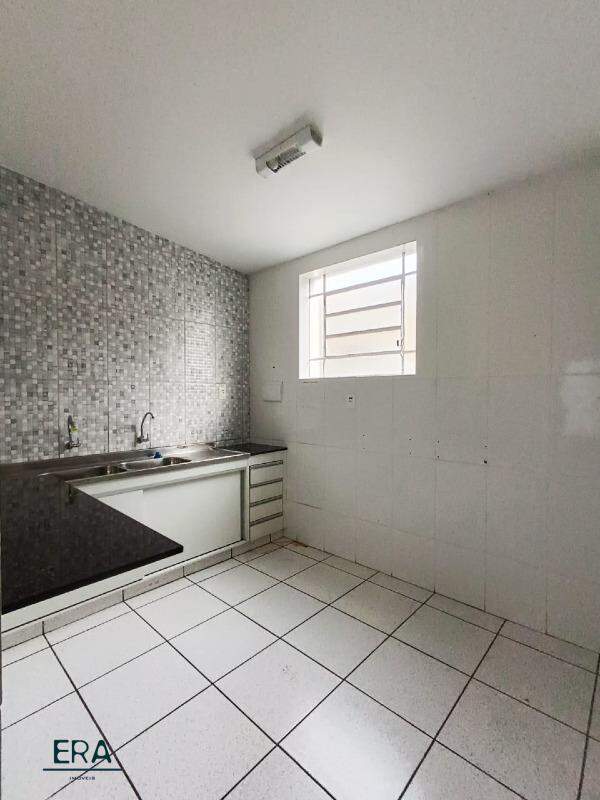 Casa para alugar com 1 quarto, 341m² - Foto 11