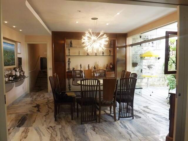 Casa à venda com 5 quartos, 779m² - Foto 1