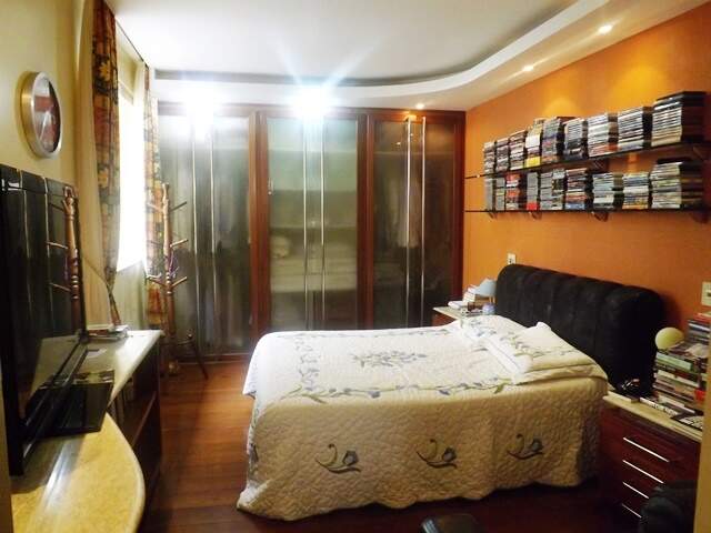 Casa à venda com 5 quartos, 779m² - Foto 9