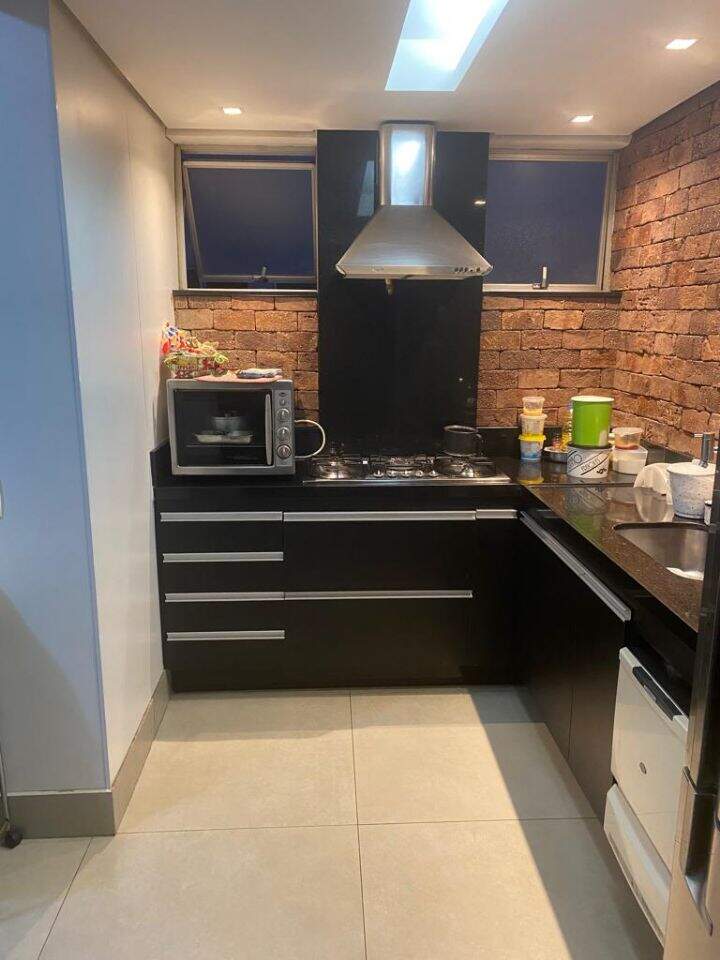 Apartamento à venda com 3 quartos, 95m² - Foto 13