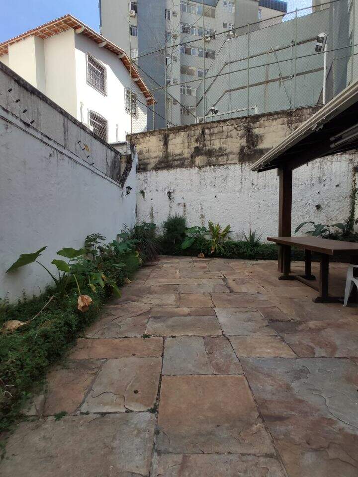 Apartamento à venda com 3 quartos, 220m² - Foto 12