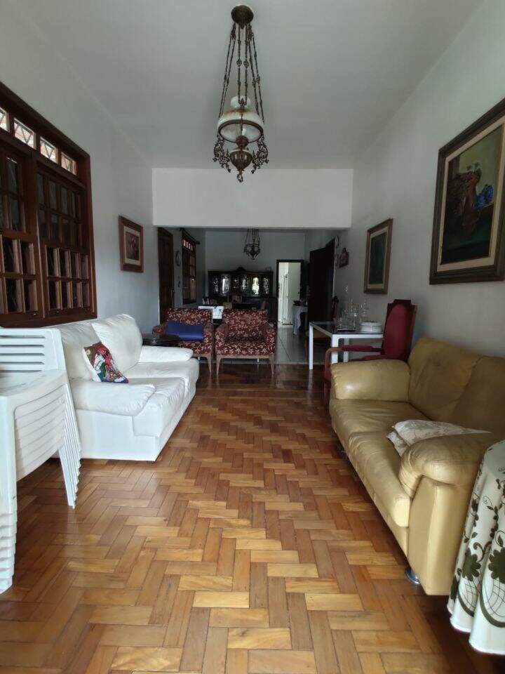 Casa à venda com 3 quartos, 270m² - Foto 9
