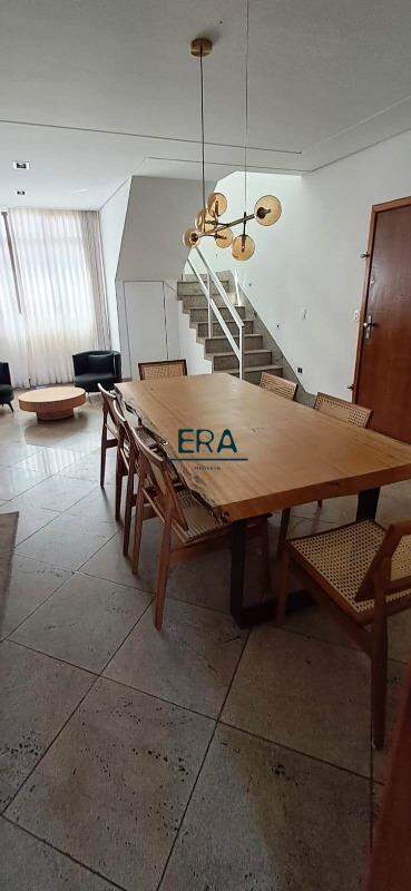 Cobertura à venda com 5 quartos, 330m² - Foto 1