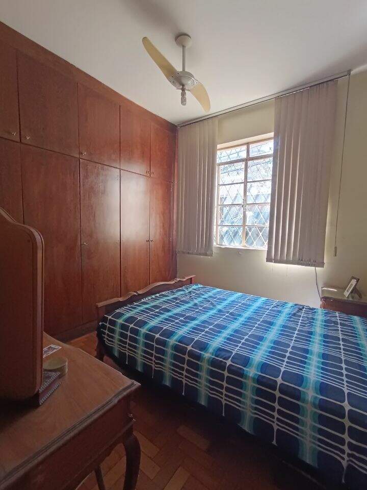 Prédio Inteiro à venda com 7 quartos, 285m² - Foto 2