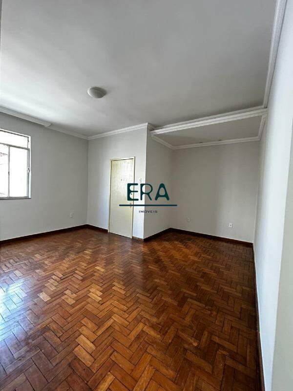 Apartamento para alugar com 3 quartos, 98m² - Foto 2