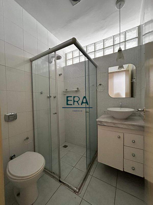 Apartamento para alugar com 3 quartos, 98m² - Foto 8