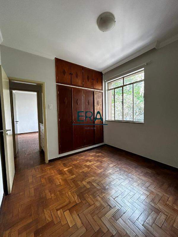 Apartamento para alugar com 3 quartos, 98m² - Foto 4