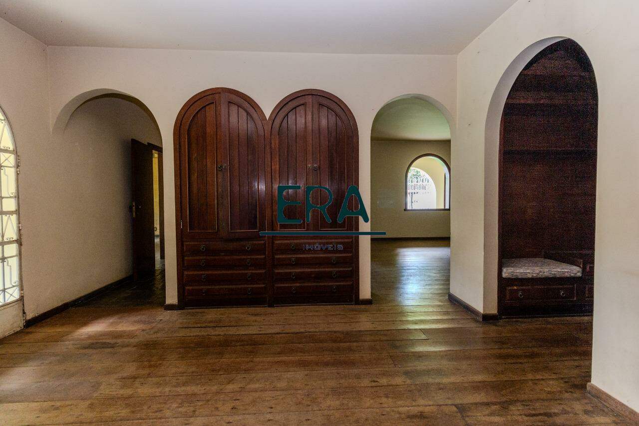 Casa para alugar com 4 quartos, 522m² - Foto 14