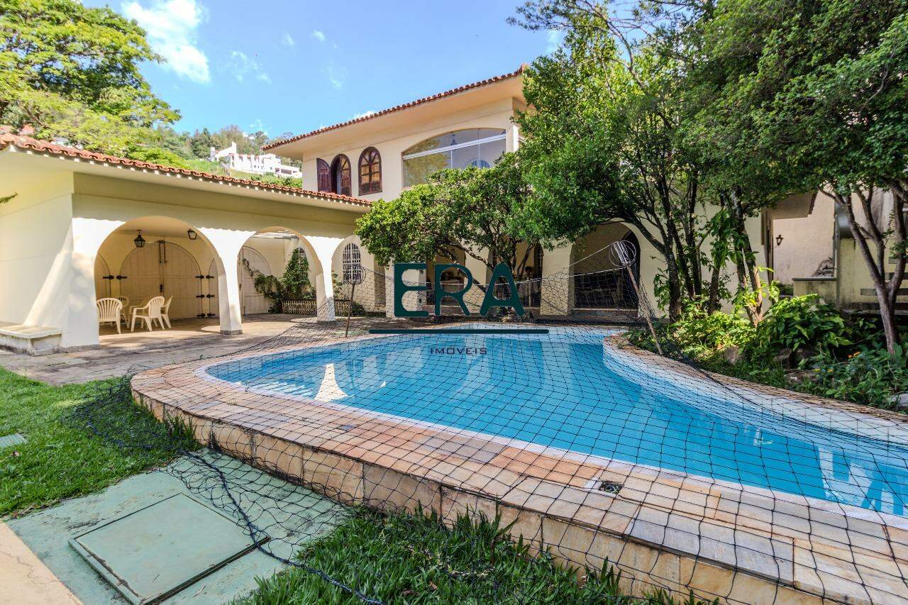 Casa para alugar com 4 quartos, 522m² - Foto 1