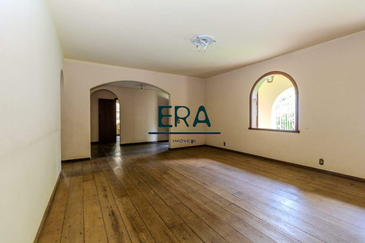 Casa para alugar com 4 quartos, 522m² - Foto 11