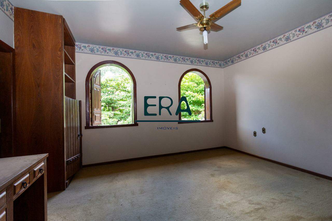 Casa para alugar com 4 quartos, 522m² - Foto 21