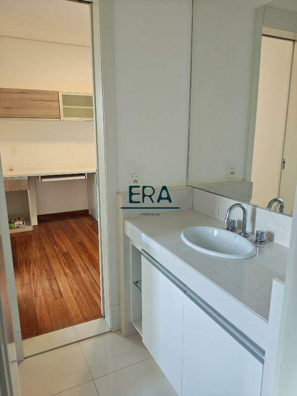 Apartamento para alugar com 4 quartos, 154m² - Foto 15