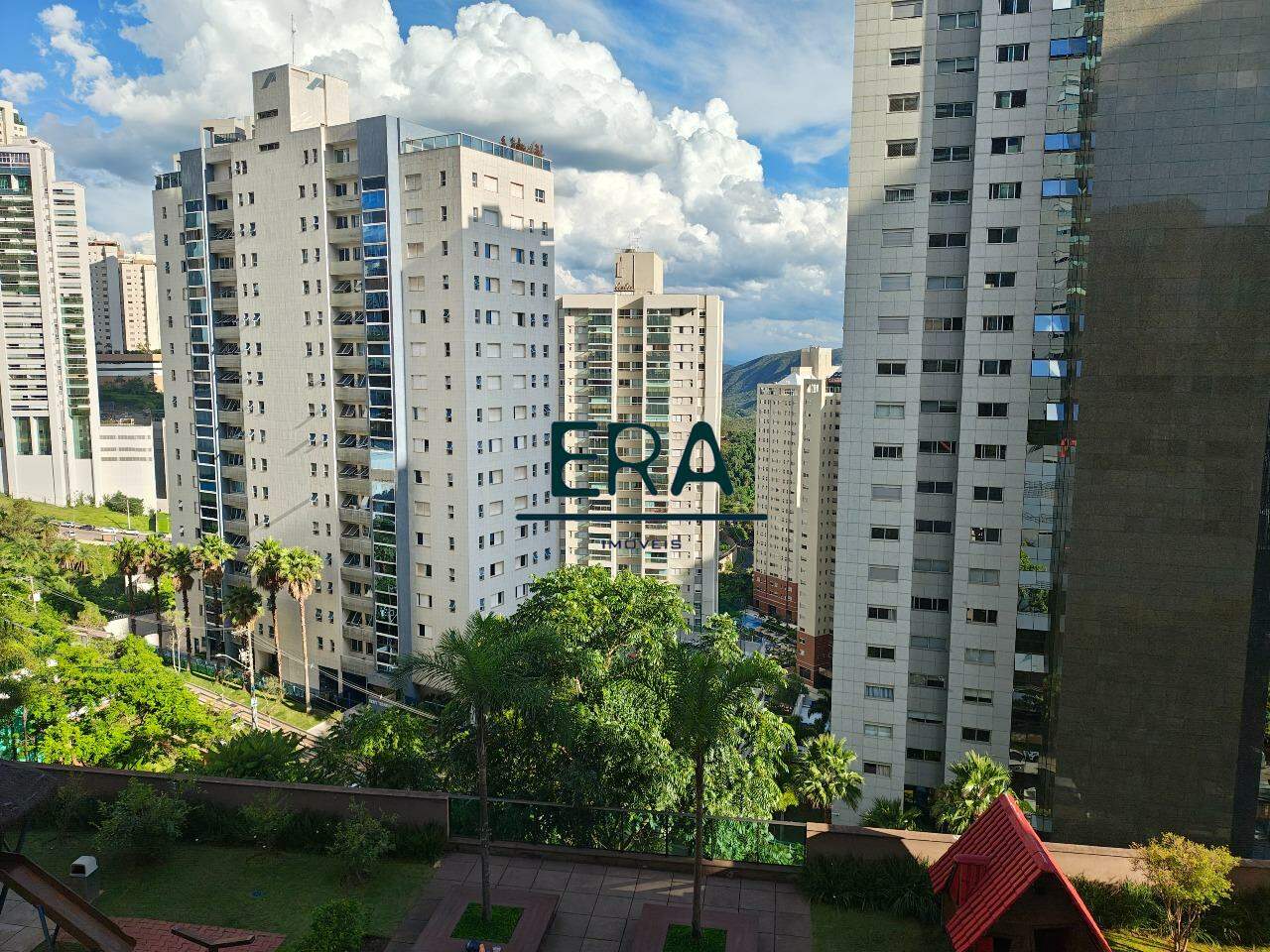 Apartamento para alugar com 4 quartos, 154m² - Foto 8