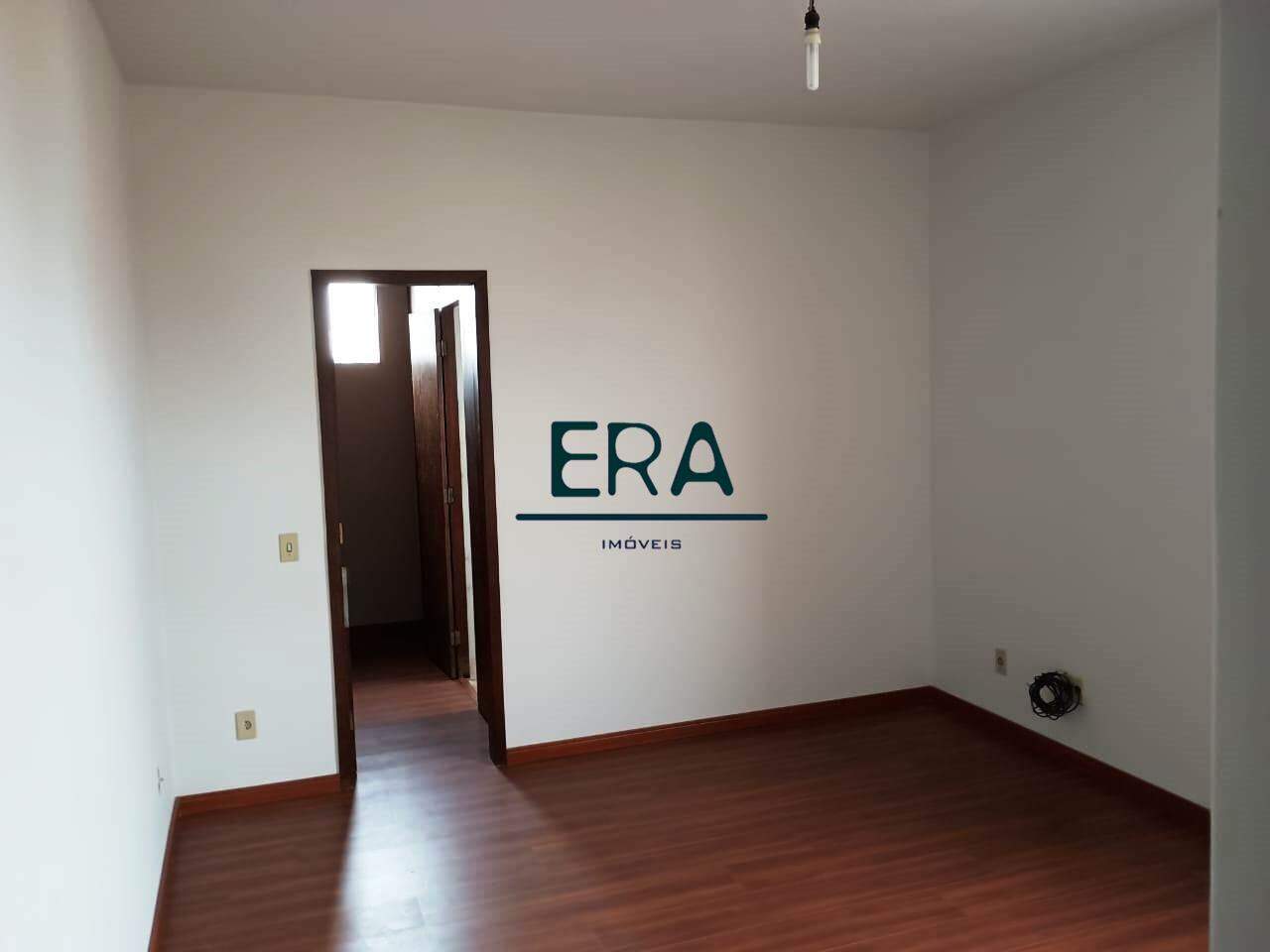 Apartamento à venda com 4 quartos, 164m² - Foto 5