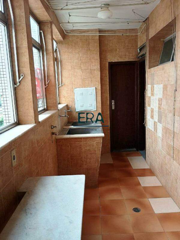 Apartamento à venda com 4 quartos, 164m² - Foto 13