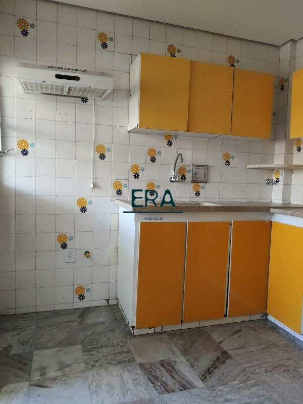 Apartamento à venda com 4 quartos, 140m² - Foto 15