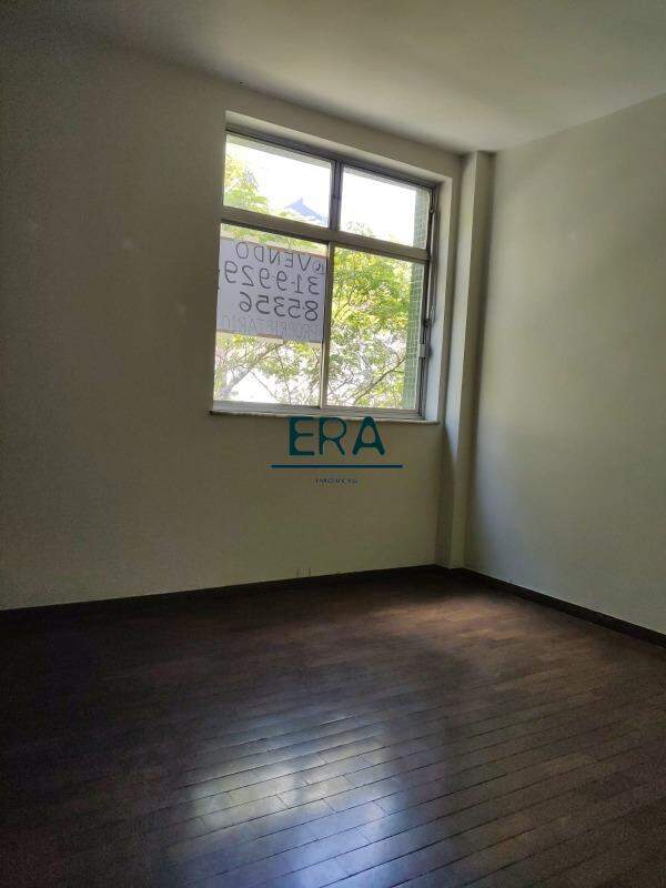 Apartamento à venda com 4 quartos, 140m² - Foto 10