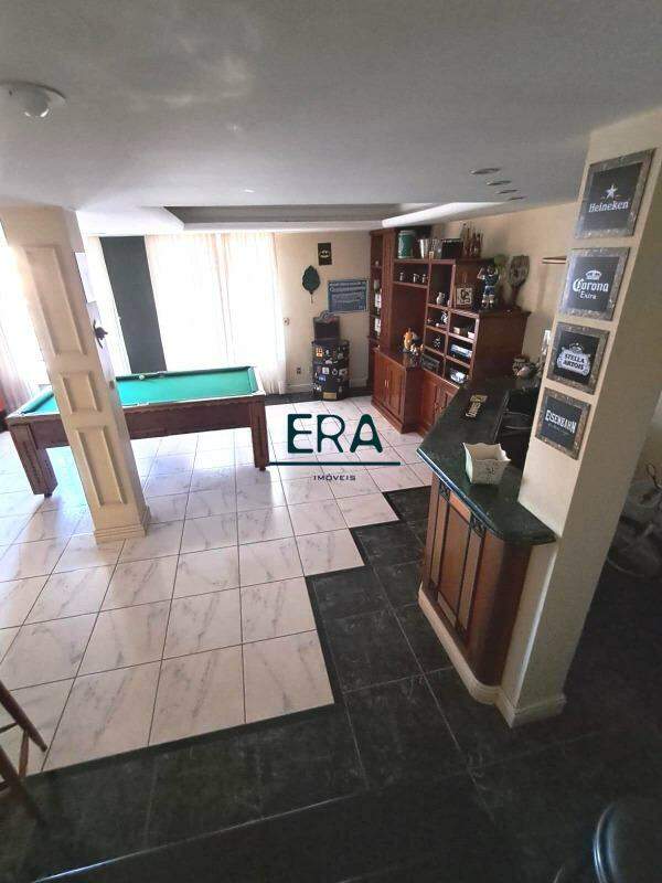 Casa à venda com 1 quarto, 383m² - Foto 9