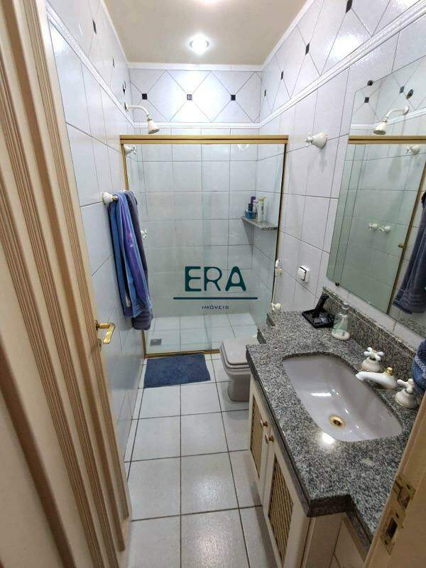 Casa à venda com 1 quarto, 383m² - Foto 23