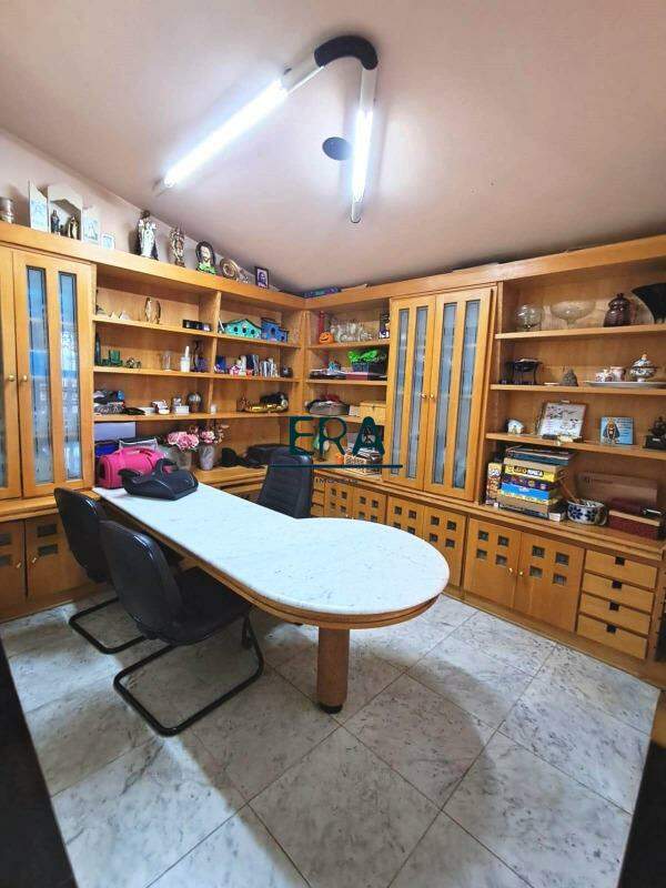 Casa à venda com 1 quarto, 383m² - Foto 12