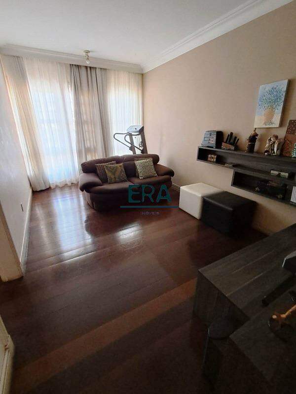 Casa à venda com 1 quarto, 383m² - Foto 5
