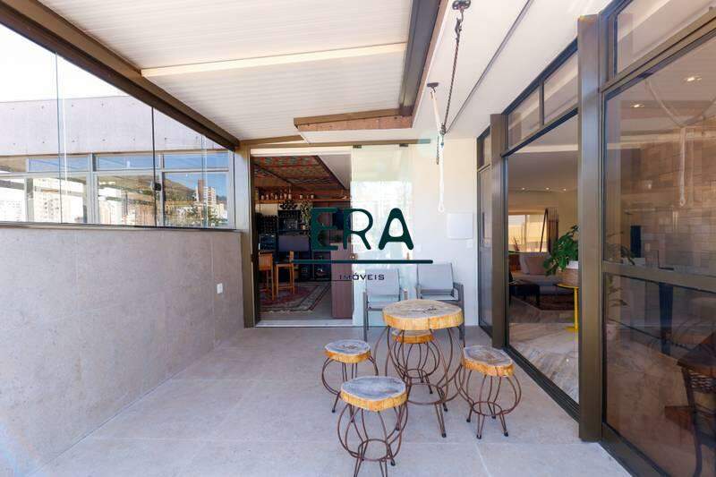 Cobertura à venda com 4 quartos, 436m² - Foto 1