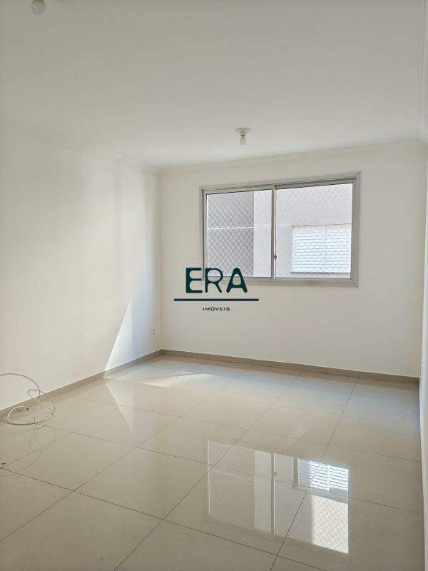 Apartamento para alugar com 2 quartos, 80m² - Foto 2