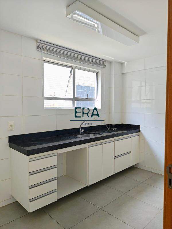 Apartamento para alugar com 2 quartos, 80m² - Foto 11