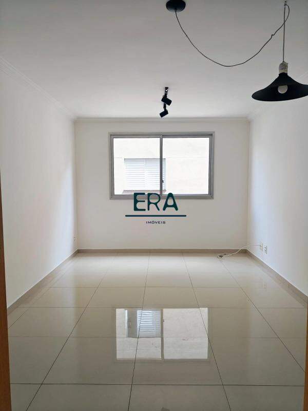 Apartamento para alugar com 2 quartos, 80m² - Foto 1