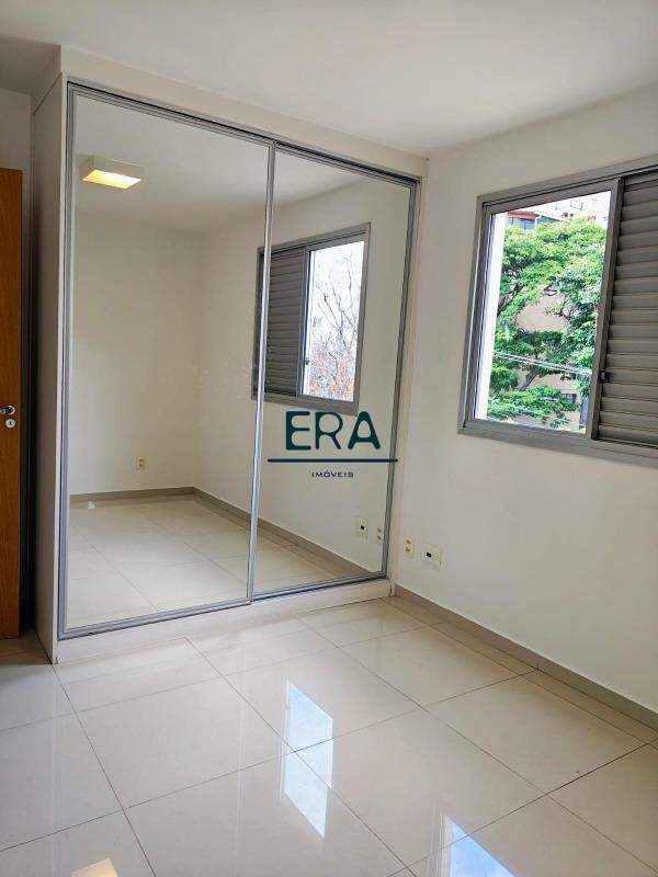 Apartamento para alugar com 2 quartos, 80m² - Foto 3