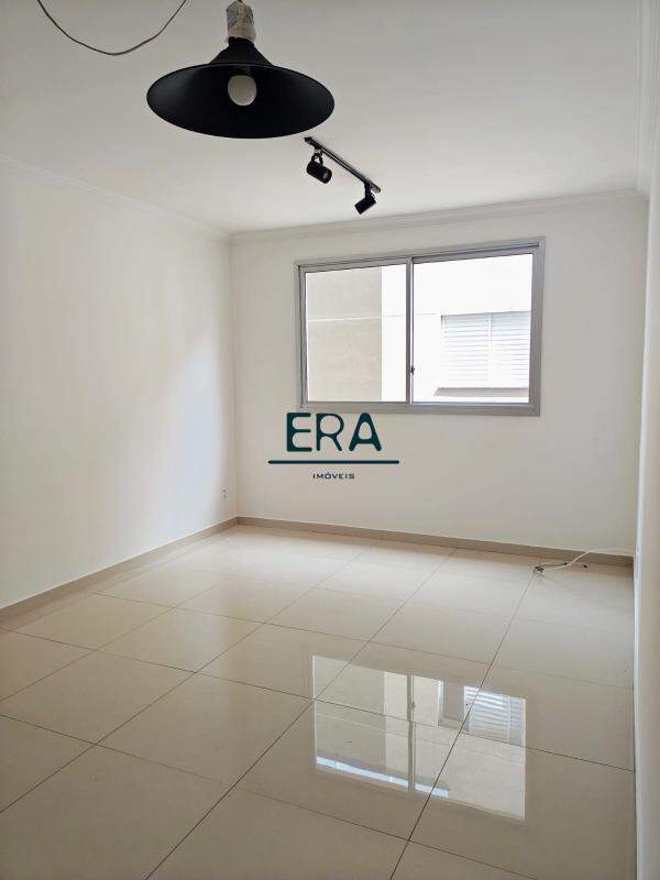 Apartamento para alugar com 2 quartos, 80m² - Foto 2