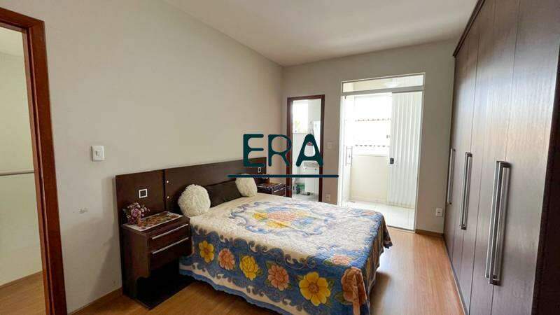 Casa à venda com 3 quartos, 152m² - Foto 5