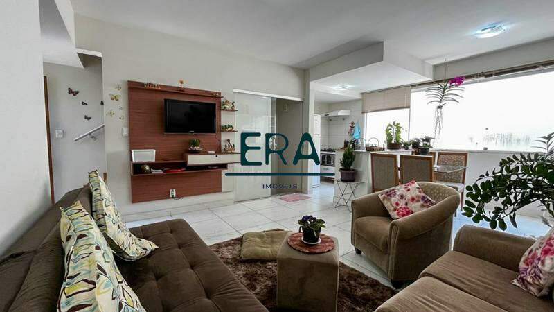 Casa à venda com 3 quartos, 152m² - Foto 9
