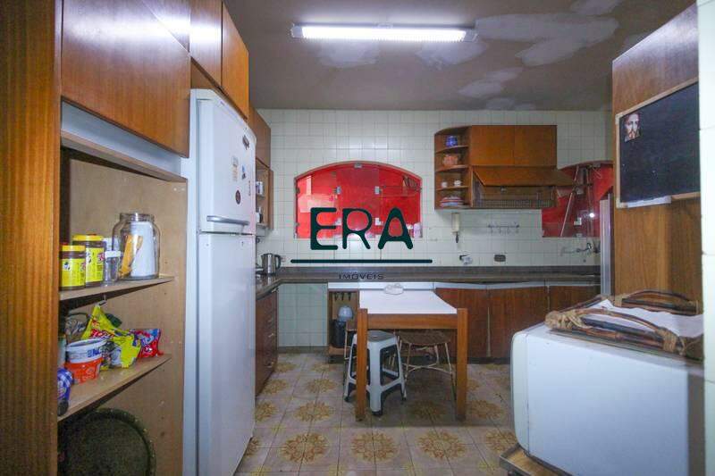 Casa à venda com 5 quartos, 550m² - Foto 25
