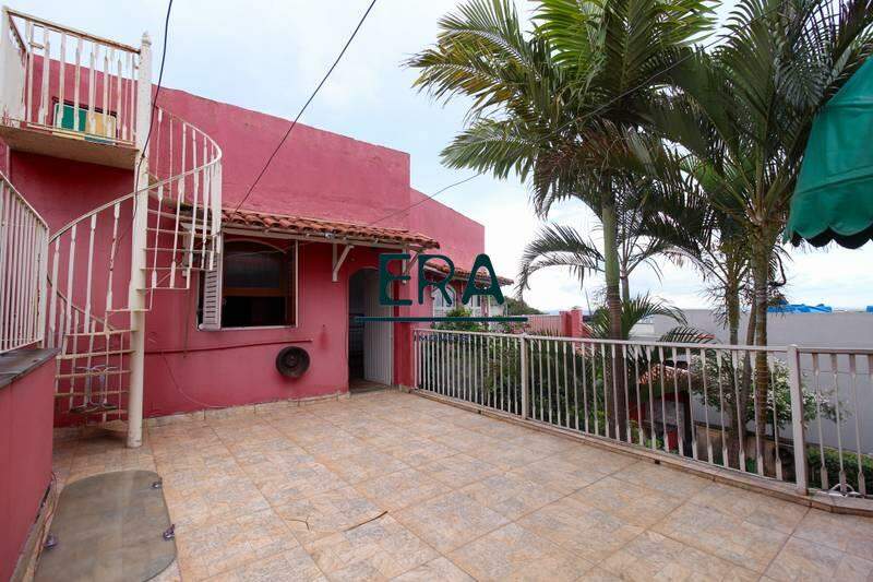 Casa à venda com 5 quartos, 550m² - Foto 3