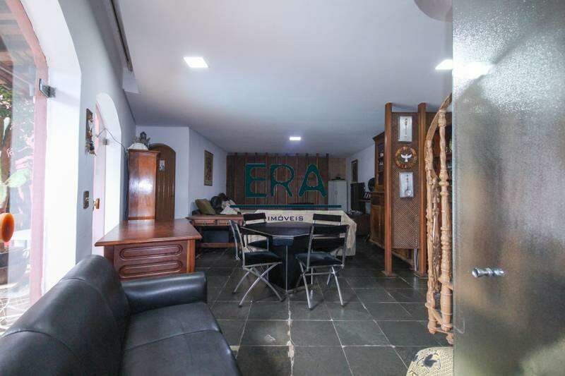 Casa à venda com 5 quartos, 550m² - Foto 8