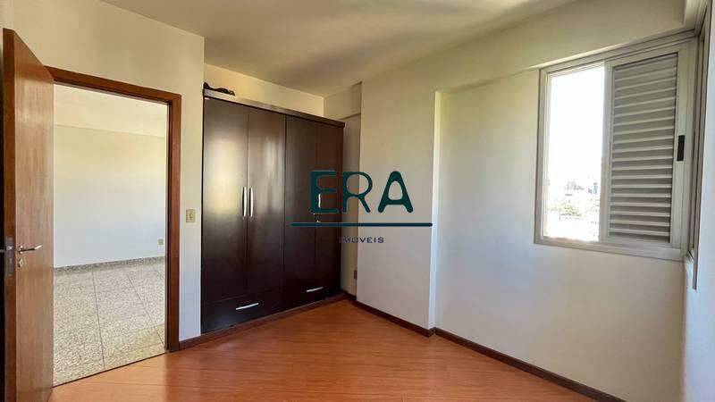 Apartamento à venda com 1 quarto, 40m² - Foto 12