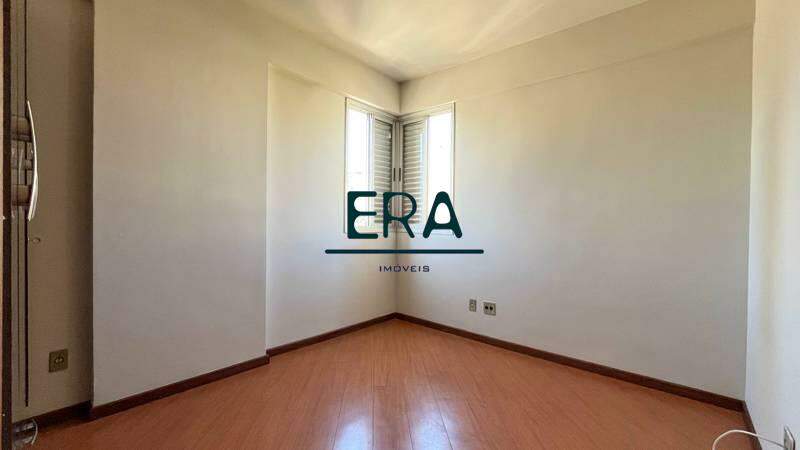 Apartamento à venda com 1 quarto, 40m² - Foto 4