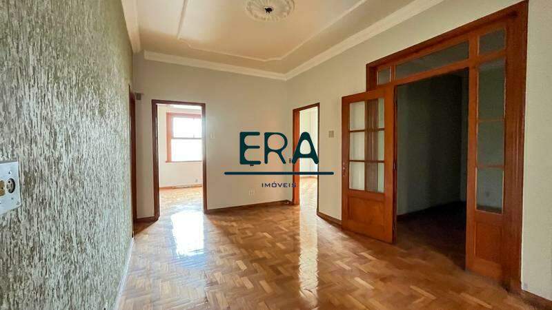 Apartamento à venda com 3 quartos, 119m² - Foto 20