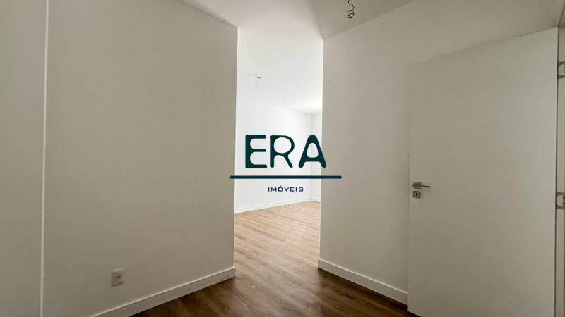 Apartamento à venda com 4 quartos, 147m² - Foto 6