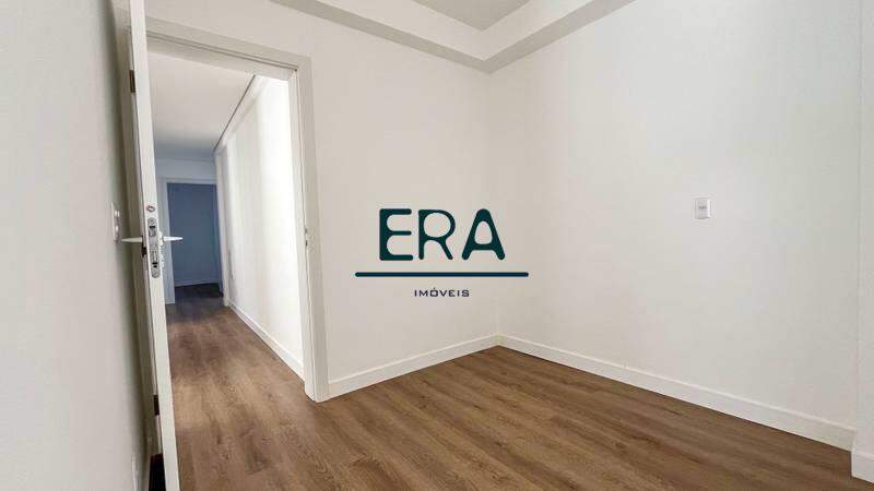 Apartamento à venda com 4 quartos, 147m² - Foto 7