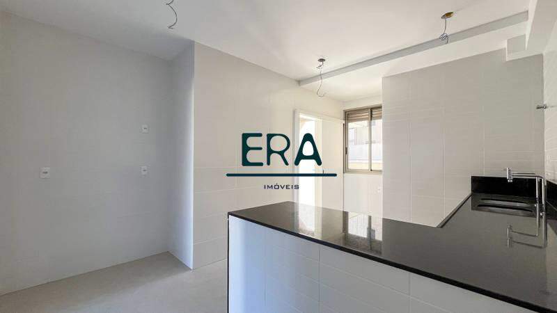 Apartamento à venda com 4 quartos, 147m² - Foto 9