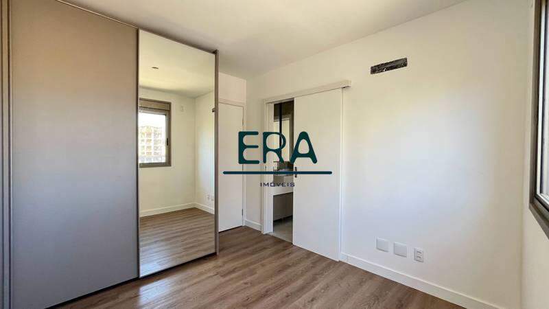 Apartamento à venda com 4 quartos, 136m² - Foto 8